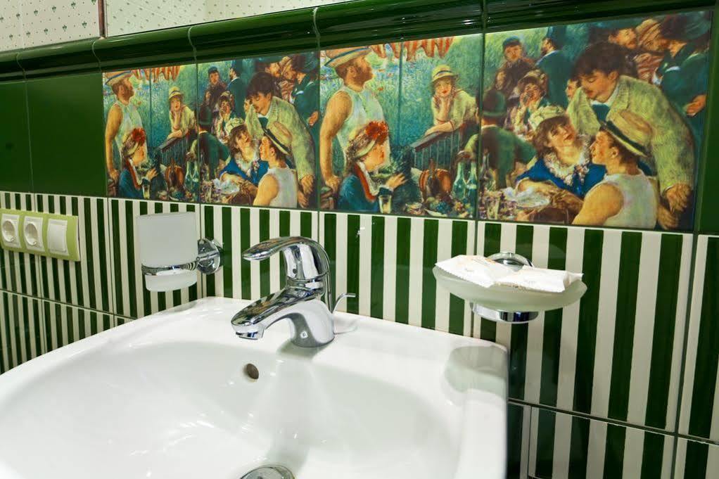 Tsaritsynskiy Hotel Харков Екстериор снимка